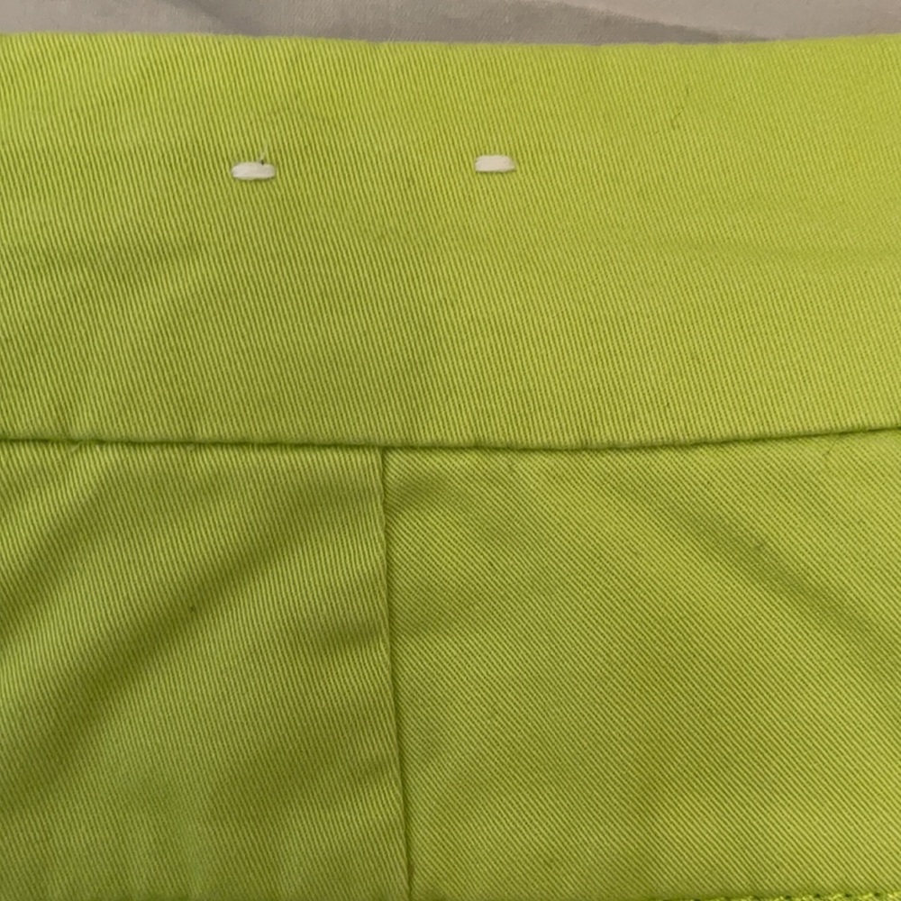 Crown and Ivy line green size 2 shorts - Picture 4 of 4